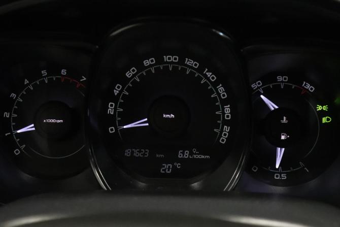 Lada (ВАЗ) Vesta I с пробегом 2016 года, цена 605 000 рублей, 187623 км, седан, Автокод Объявления