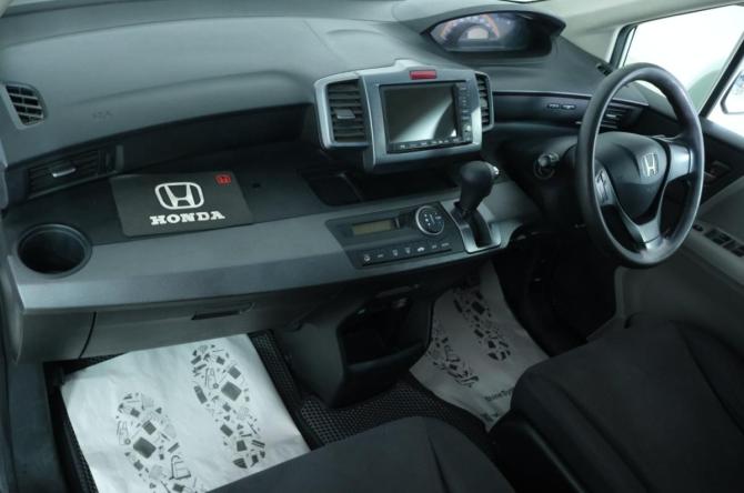 Honda Freed I с пробегом 2010 года, цена 899 000 рублей, 216536 км, компактвэн, Автокод Объявления