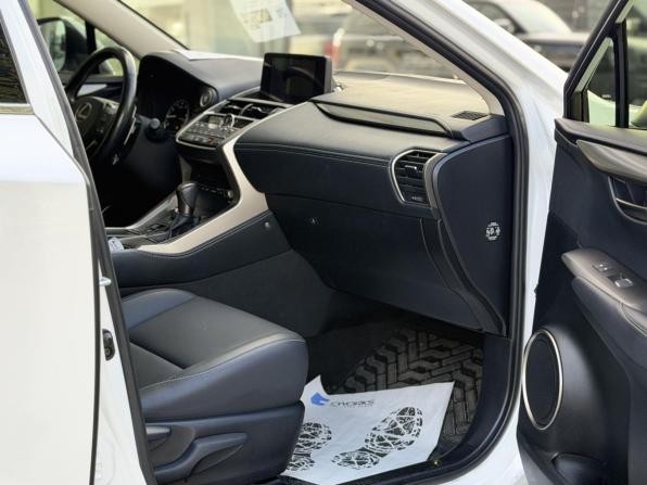 Lexus NX I Рестайлинг с пробегом 2019 года, цена 2 999 000 рублей, 187614 км, внедорожник, Автокод Объявления