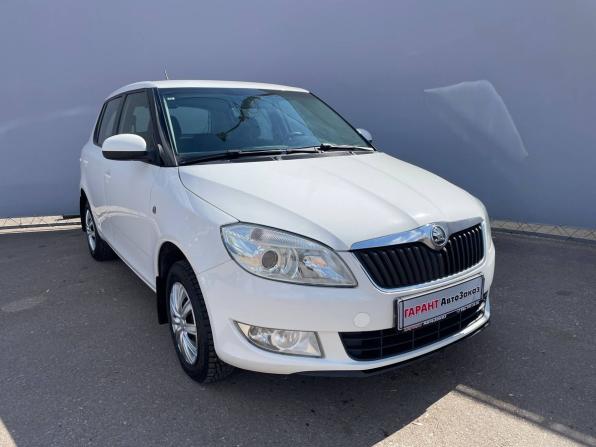 Skoda Fabia II Рестайлинг с пробегом 2013 года, цена 909 000 рублей, 179999 км, хэтчбек, Автокод Объявления