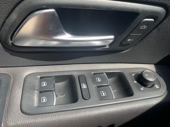 Volkswagen Amarok I Рестайлинг с пробегом 2019 года, цена 4 349 000 рублей, 84180 км, offers.body_type.unknown, Автокод Объявления