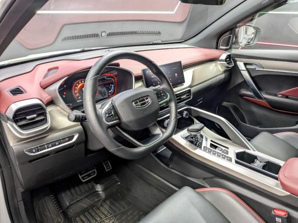 Geely Coolray I с пробегом 2023 года, цена 1 915 000 рублей, 24508 км, внедорожник, Автокод Объявления