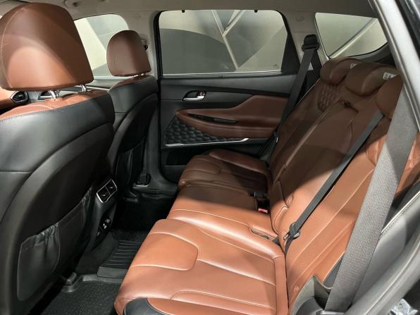 Hyundai Santa Fe IV Рестайлинг с пробегом 2021 года, цена 2 535 000 рублей, 241901 км, внедорожник, Автокод Объявления