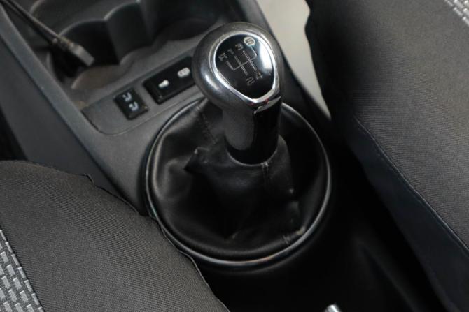 Skoda Fabia II Рестайлинг с пробегом 2012 года, цена 399 000 рублей, 276671 км, хэтчбек, Автокод Объявления