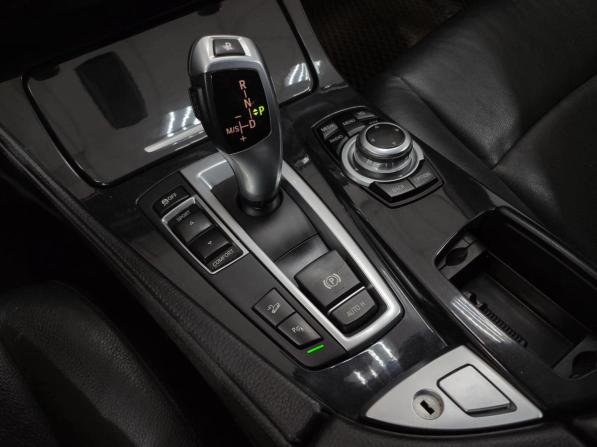 BMW 5 серии VI (F10/F11/F07) Рестайлинг с пробегом 2014 года, цена 1 570 000 рублей, 290985 км, седан, Автокод Объявления