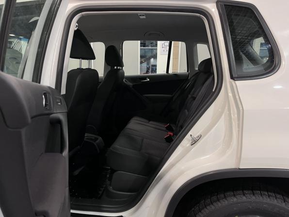 Volkswagen Tiguan I Рестайлинг с пробегом 2012 года, цена 1 360 000 рублей, 79058 км, внедорожник, Автокод Объявления