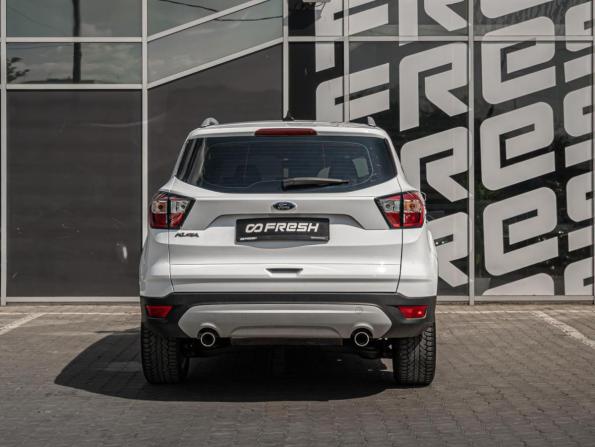 Ford Kuga II Рестайлинг с пробегом 2018 года, цена 1 860 000 рублей, 108208 км, внедорожник, Автокод Объявления