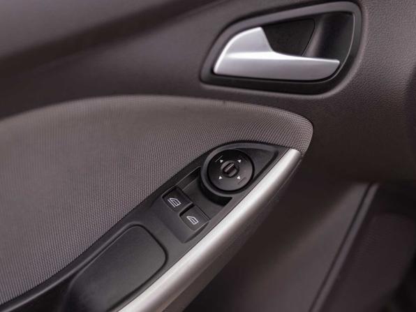 Ford Focus III с пробегом 2013 года, цена 650 000 рублей, 186639 км, хэтчбек, Автокод Объявления