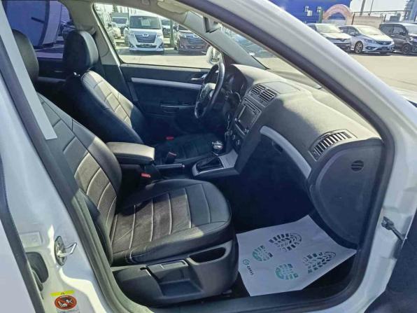 Skoda Octavia II (A5) Рестайлинг с пробегом 2011 года, цена 849 000 рублей, 240605 км, лифтбек, Автокод Объявления