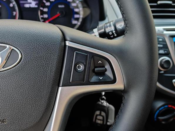 Hyundai Solaris I Рестайлинг с пробегом 2015 года, цена 1 198 000 рублей, 130702 км, седан, Автокод Объявления