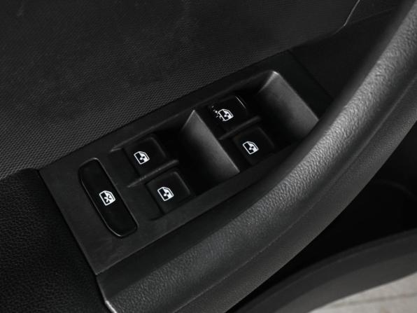 Skoda Rapid II с пробегом 2020 года, цена 1 179 000 рублей, 219115 км, лифтбек, Автокод Объявления