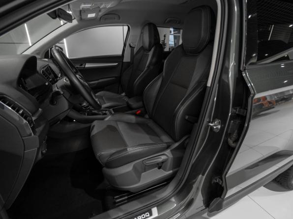 Skoda Karoq I с пробегом 2021 года, цена 2 770 000 рублей, 43771 км, внедорожник, Автокод Объявления