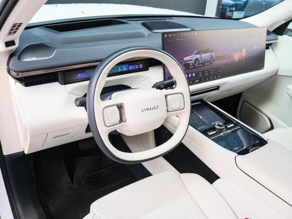 Lynk &amp; Co 900 с пробегом 2025 года, цена 7 280 000 рублей, 28913 км, внедорожник, Автокод Объявления
