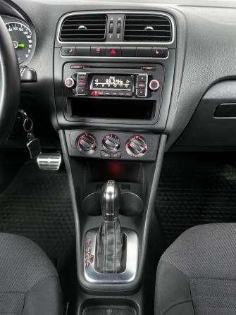 Volkswagen Polo V с пробегом 2012 года, цена 641 000 рублей, 166160 км, хэтчбек, Автокод Объявления
