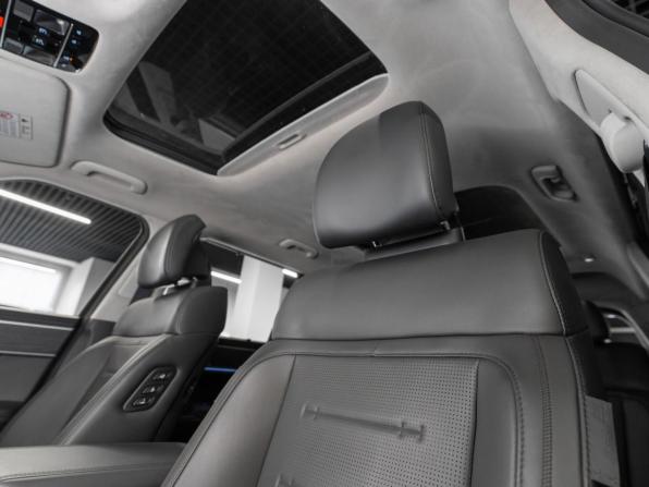 Hyundai Santa Fe V (MX5) с пробегом 2025 года, цена 5 140 000 рублей, 22717 км, внедорожник, Автокод Объявления