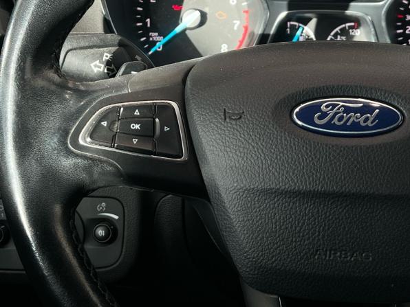 Ford Kuga II Рестайлинг с пробегом 2017 года, цена 1 540 000 рублей, 166000 км, внедорожник, Автокод Объявления
