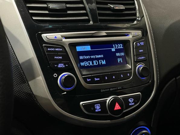 Hyundai Solaris I Рестайлинг с пробегом 2016 года, цена 1 025 000 рублей, 105307 км, хэтчбек, Автокод Объявления