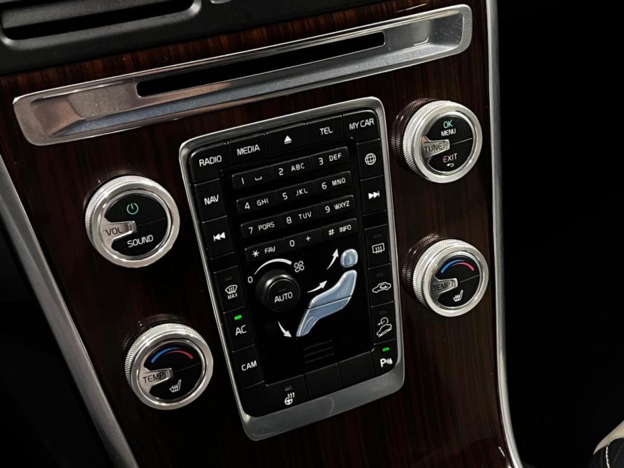 Volvo XC60 I Рестайлинг Санкт-Петербург  - изображение 20