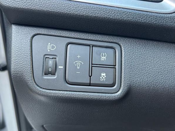 Hyundai Solaris II с пробегом 2018 года, цена 1 180 000 рублей, 151505 км, седан, Автокод Объявления