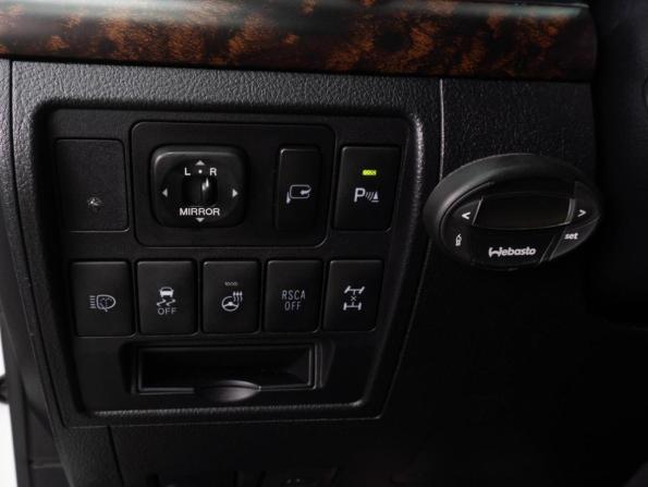 Toyota Land Cruiser 200 Series Рестайлинг 1 с пробегом 2013 года, цена 3 719 000 рублей, 336496 км, внедорожник, Автокод Объявления