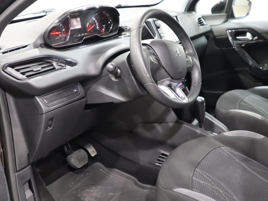 Peugeot 208 I Санкт-Петербург  - изображение 7