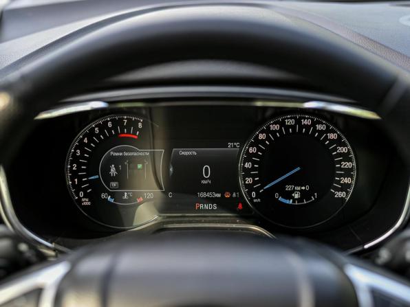 Ford Mondeo V с пробегом 2017 года, цена 1 380 000 рублей, 168452 км, седан, Автокод Объявления