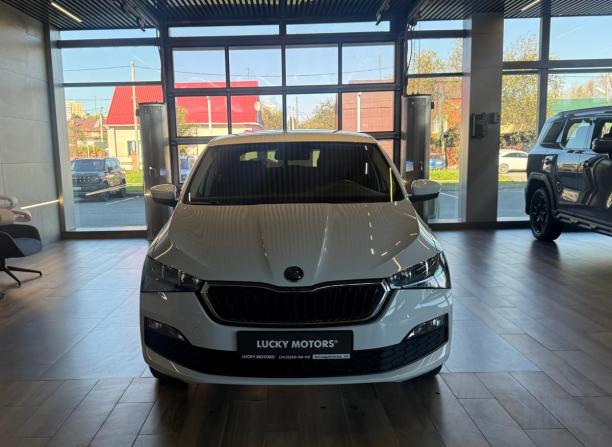 Skoda Rapid II с пробегом 2021 года, цена 1 645 000 рублей, 56167 км, лифтбек, Автокод Объявления