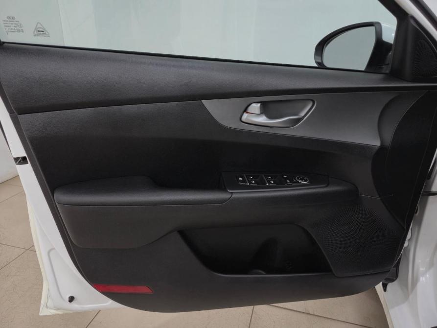 Kia Cerato IV Альметьевск  - изображение 9