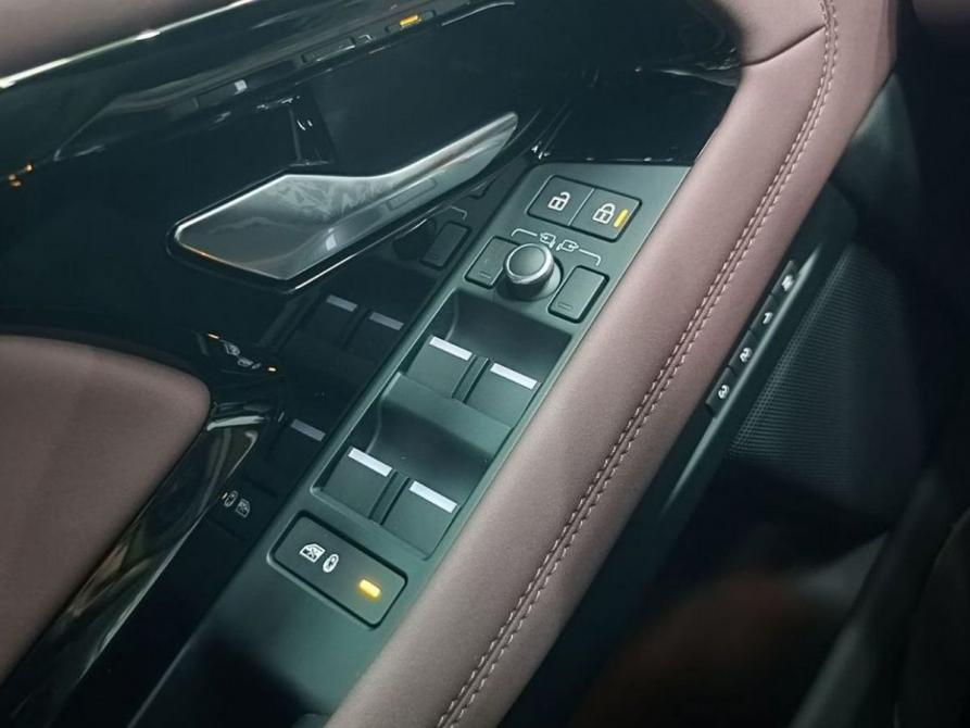 Land Rover Range Rover Evoque II Рестайлинг Воронеж  - изображение 13