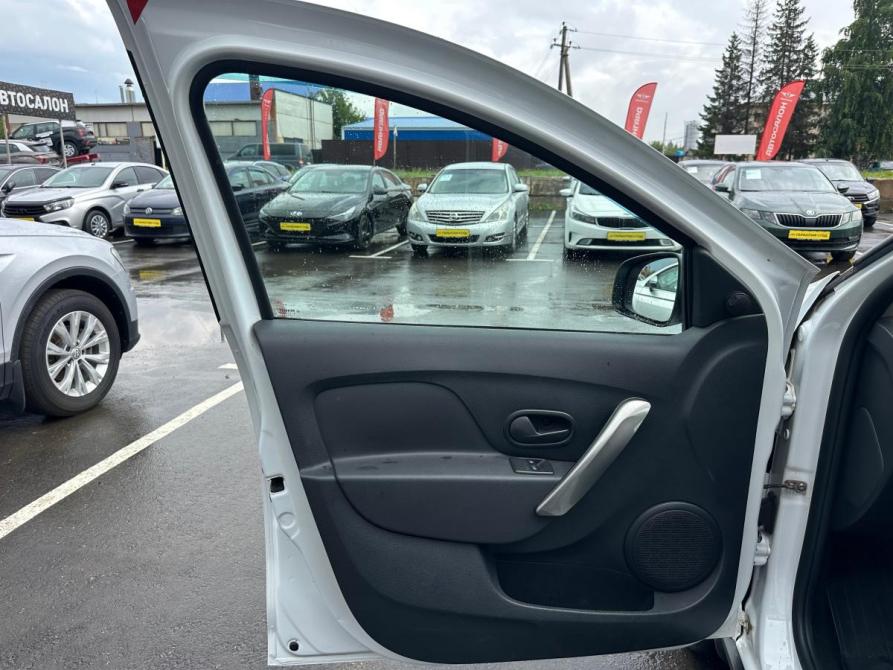 Renault Sandero II Альметьевск  - изображение 10