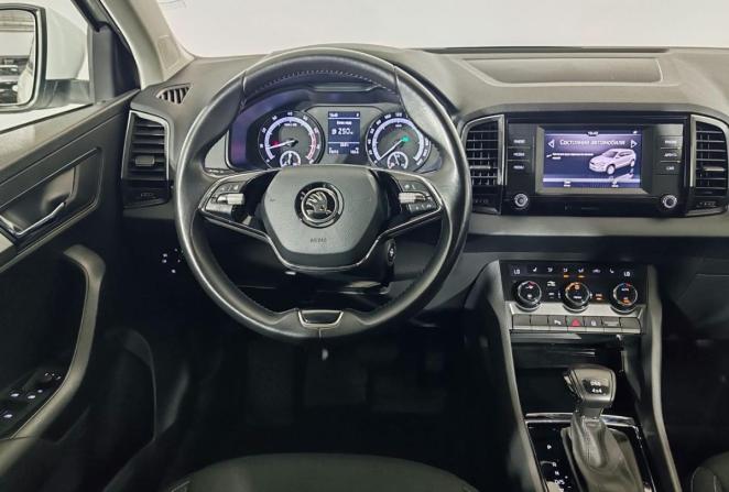 Skoda Karoq I с пробегом 2021 года, цена 2 635 000 рублей, 73213 км, внедорожник, Автокод Объявления