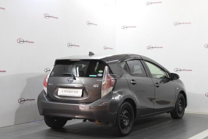 Toyota Aqua I Рестайлинг с пробегом 2015 года, цена 760 000 рублей, 280750 км, хэтчбек, Автокод Объявления