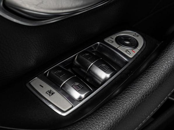 Mercedes-Benz E-Класс V (W213 S213 C238) с пробегом 2018 года, цена 3 249 000 рублей, 95880 км, седан, Автокод Объявления