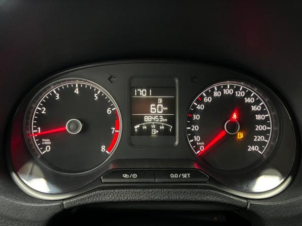 Volkswagen Polo V Рестайлинг с пробегом 2018 года, цена 1 090 000 рублей, 88000 км, седан, Автокод Объявления