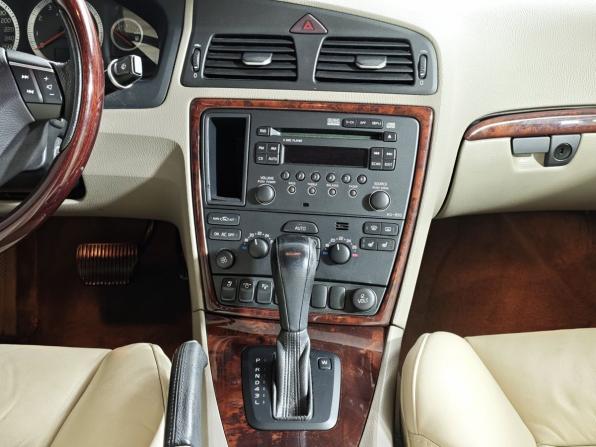 Volvo S60 I Рестайлинг с пробегом 2009 года, цена 881 000 рублей, 152982 км, седан, Автокод Объявления