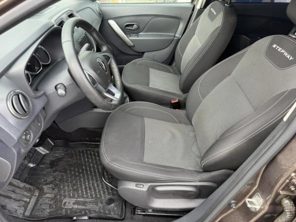 Renault Logan II Рестайлинг с пробегом 2022 года, цена 1 097 400 рублей, 148573 км, седан, Автокод Объявления