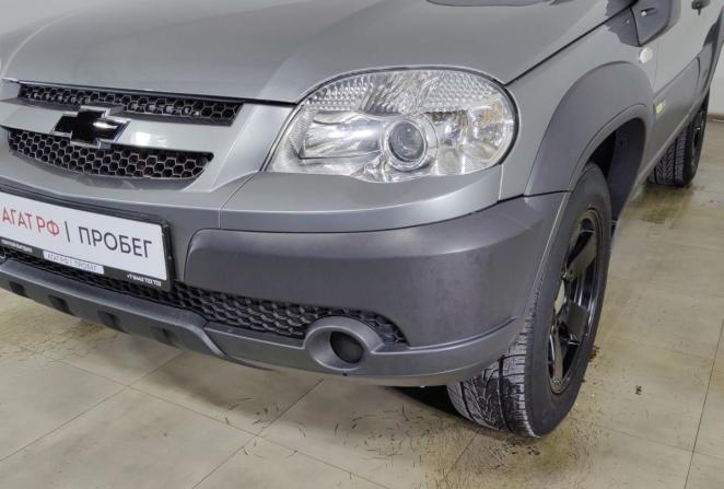 Chevrolet Niva I Рестайлинг с пробегом 2018 года, цена 850 000 рублей, 82600 км, внедорожник, Автокод Объявления