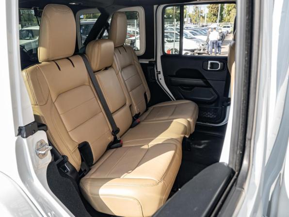 Jeep Wrangler III (JK) с пробегом 2017 года, цена 4 350 000 рублей, 62161 км, внедорожник, Автокод Объявления