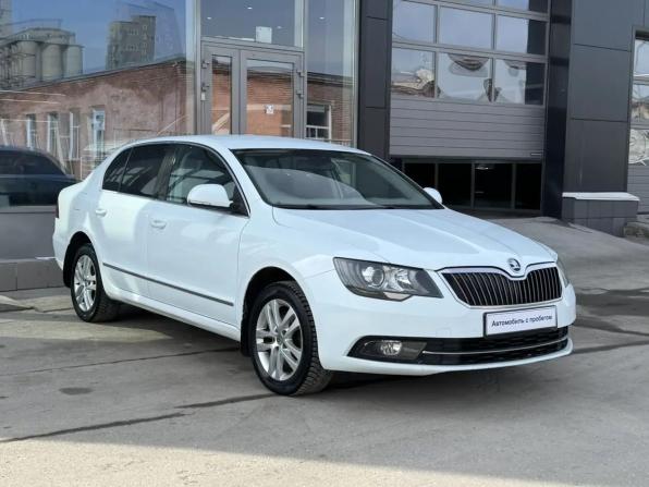 Skoda Superb II Рестайлинг с пробегом 2014 года, цена 800 000 рублей, 219153 км, лифтбек, Автокод Объявления