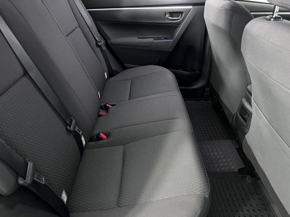 Toyota Corolla XI (E160 E170 E180) Рестайлинг 1 с пробегом 2017 года, цена 1 720 000 рублей, 94702 км, седан, Автокод Объявления