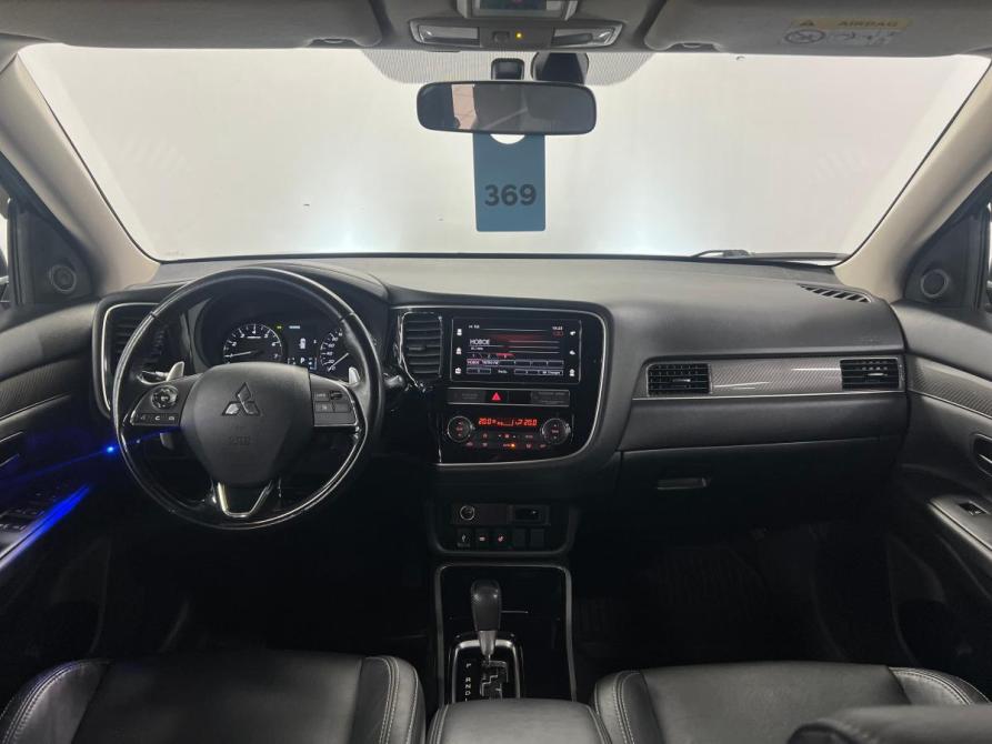 Mitsubishi Outlander III Рестайлинг 3 Санкт-Петербург  - изображение 17