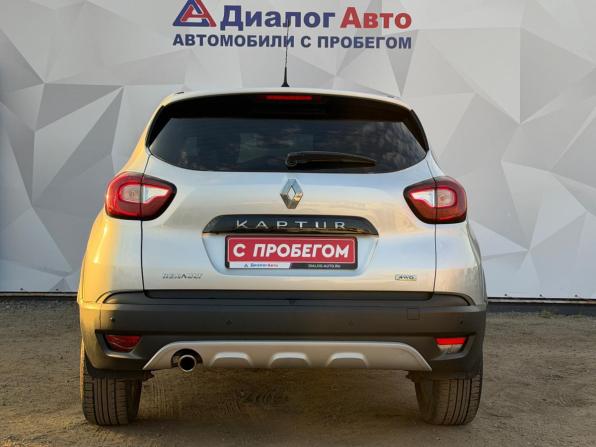 Renault Kaptur I с пробегом 2017 года, цена 1 490 000 рублей, 150000 км, внедорожник, Автокод Объявления