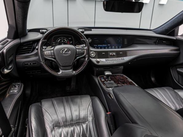 Lexus LS V с пробегом 2018 года, цена 5 950 000 рублей, 103761 км, седан, Автокод Объявления