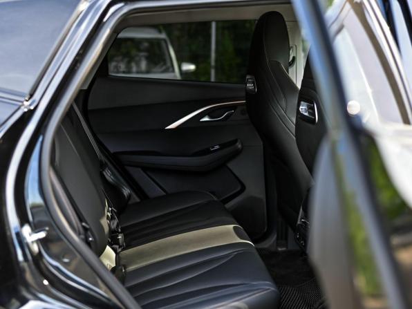 Omoda C5 I с пробегом 2023 года, цена 1 620 000 рублей, 60777 км, внедорожник, Автокод Объявления