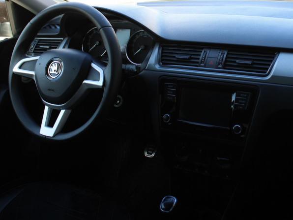 Skoda Rapid I Рестайлинг с пробегом 2018 года, цена 1 249 000 рублей, 62286 км, лифтбек, Автокод Объявления