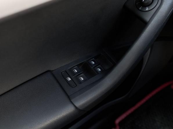 Skoda Octavia III (A7) Рестайлинг с пробегом 2019 года, цена 1 824 000 рублей, 93037 км, лифтбек, Автокод Объявления