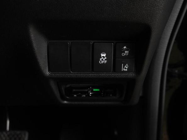 Honda Stepwgn V Рестайлинг с пробегом 2019 года, цена 2 769 000 рублей, 52237 км, минивэн, Автокод Объявления