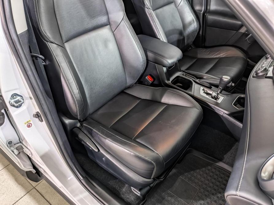 Toyota RAV4 IV (XA40) Рестайлинг Химки  - изображение 24
