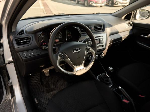 Kia Rio III Рестайлинг с пробегом 2016 года, цена 1 120 000 рублей, 87108 км, седан, Автокод Объявления