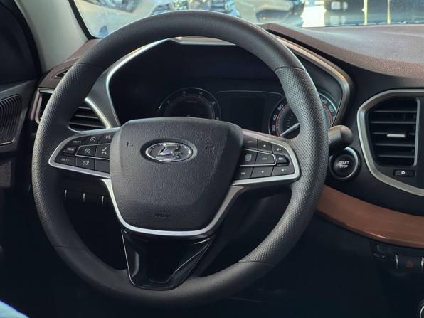 Lada (ВАЗ) Vesta I Рестайлинг (NG) с пробегом 2025 года, цена 1 840 000 рублей, 14898 км, универсал, Автокод Объявления